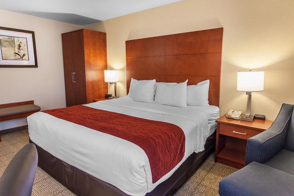 Comfort Inn & Suites Near Fallon Naval Air Station Bagian luar foto