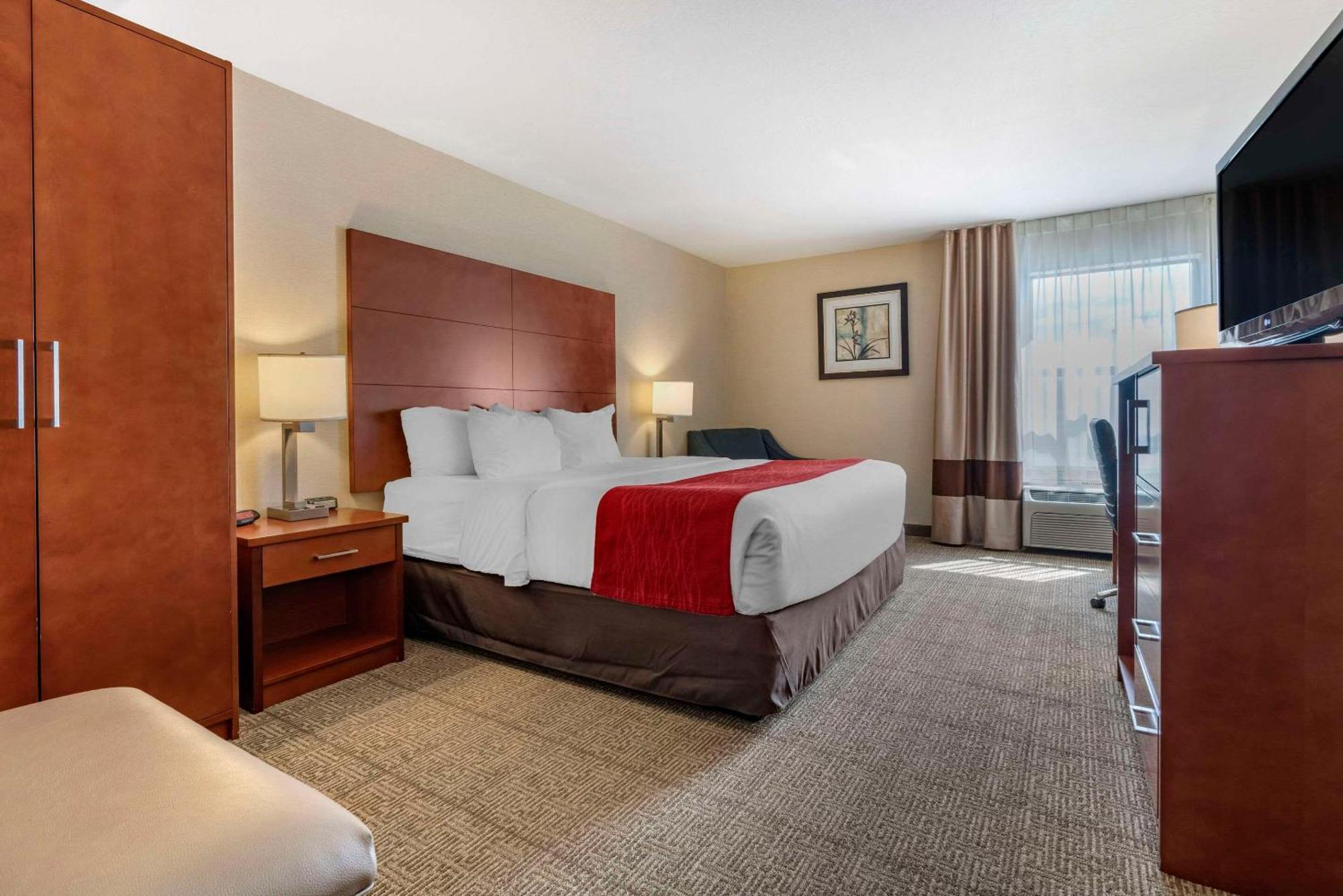 Comfort Inn & Suites Near Fallon Naval Air Station Bagian luar foto