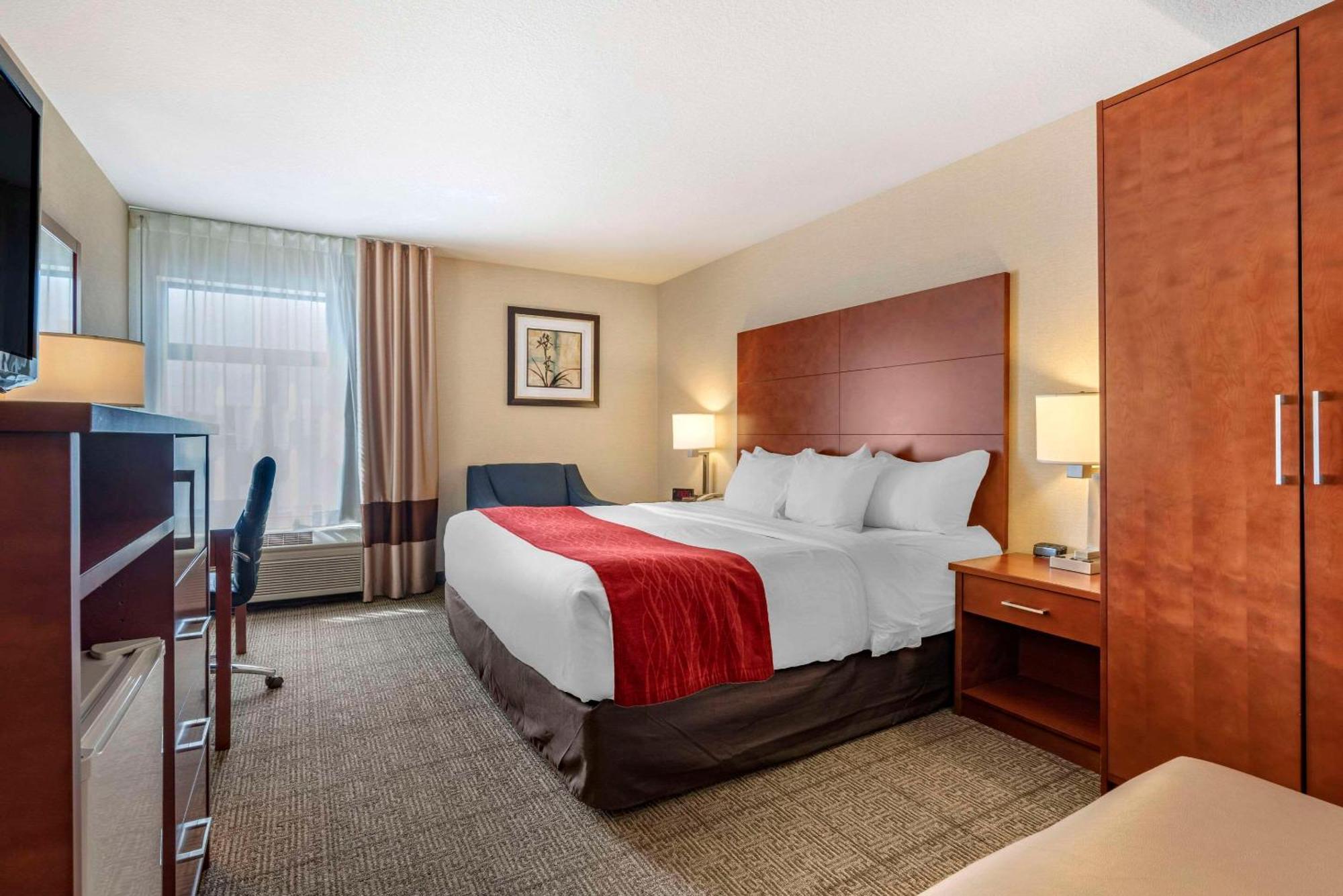 Comfort Inn & Suites Near Fallon Naval Air Station Bagian luar foto