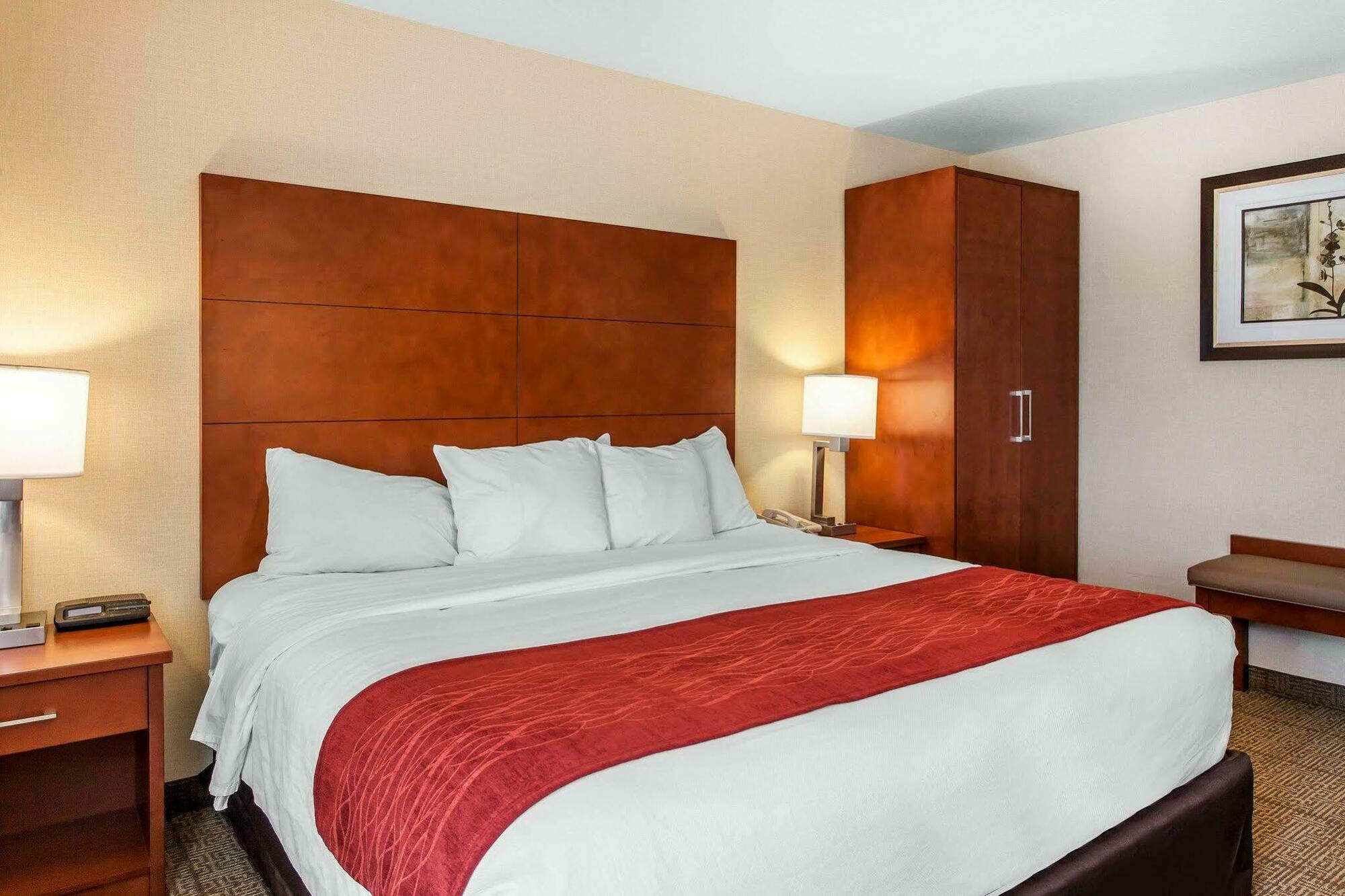 Comfort Inn & Suites Near Fallon Naval Air Station Bagian luar foto