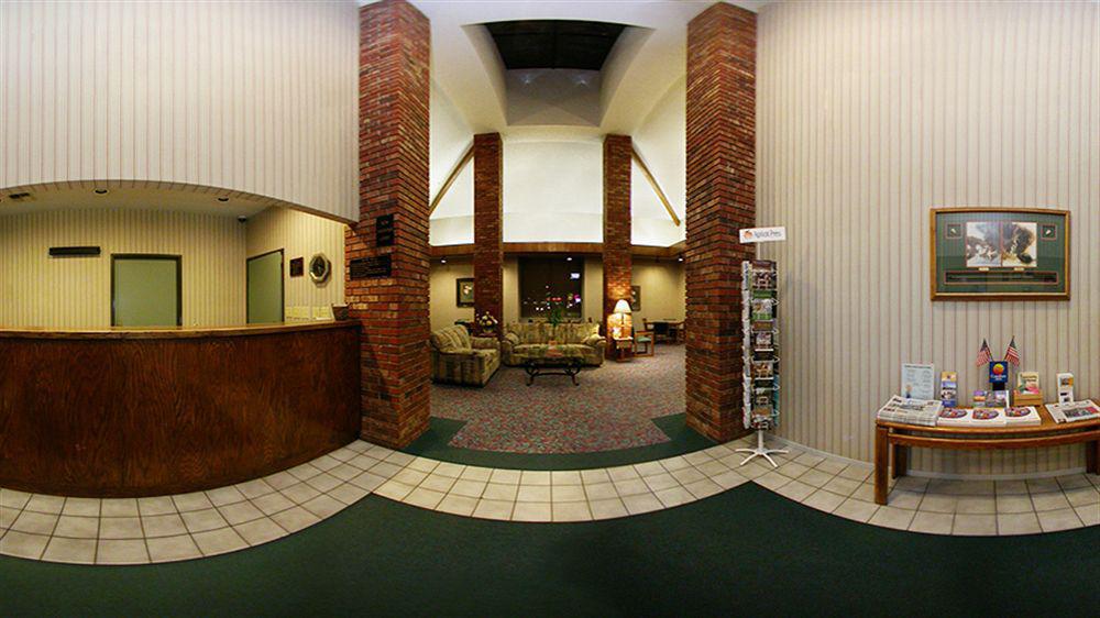 Comfort Inn & Suites Near Fallon Naval Air Station Bagian luar foto